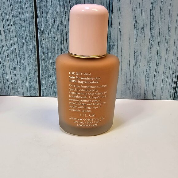 Mary Kay Day Radiance Oil-Free Foundation Desert Bronze #4490 - NIB - Old Stock‎ - Picture 3 of 7
